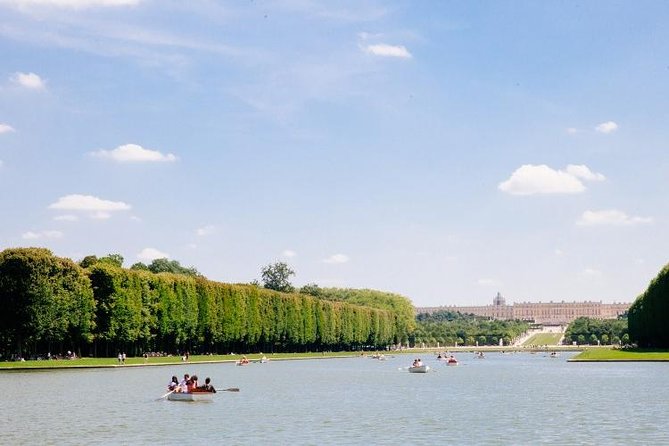 From Paris: Versailles Bike Tour w/ Palace, Gardens, & Picnic - Pacing, bikes, and what the day feels like