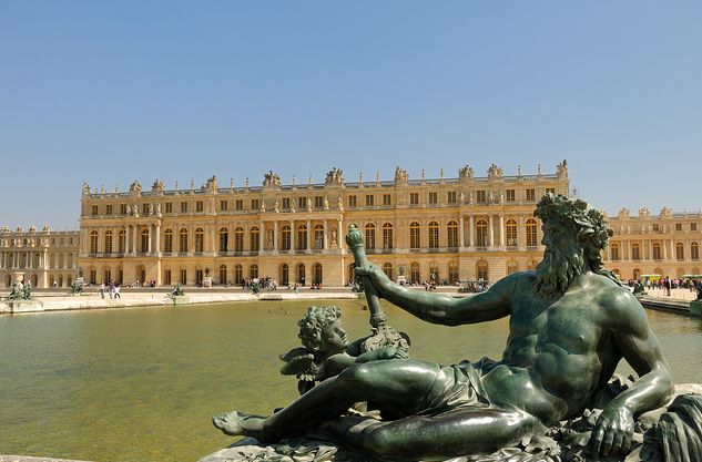 From Paris: Versailles Guided Tour by Deluxe Minibus - Key highlights worth planning for
