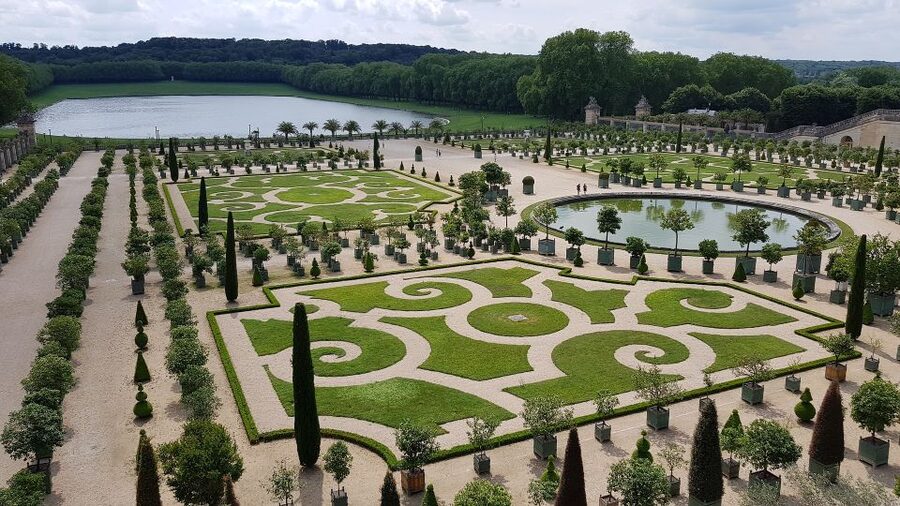 From Paris: Versailles Palace and Gardens Guided Experience - The Best Part of This Trip: Skip-the-Line Gardens First