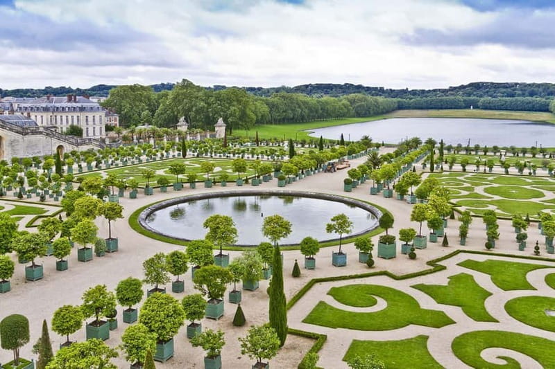 From Paris: Versailles Palace and Gardens with Transfer - Who Should Book This Versailles Palace and Gardens With Transfer?