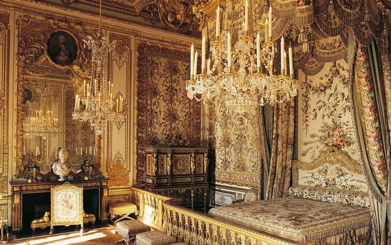 From Paris: Versailles Palace Guided Tour with Bus Transfers - The Palace of Versailles: What the 2 Hours Really Covers