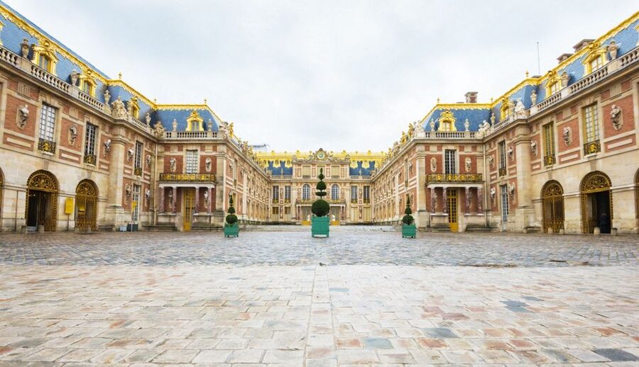 From Paris: Versailles Palace Small Group Half-Day Tour - Gardens free time: how to enjoy them without losing the plot