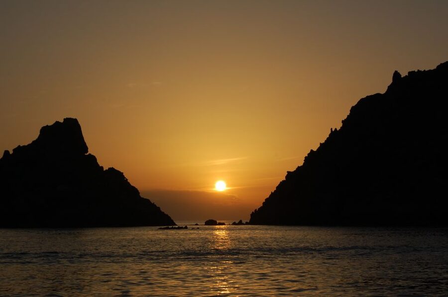 From Porto: Calanche de Piana and Capo Rosso Boat Tour - From Porto Marina to the Calanques, how 90 minutes really feels