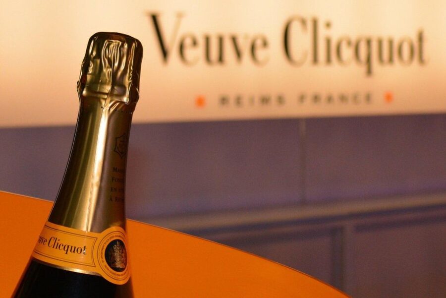 From Reims: Day Trip to Veuve Clicquot Family Grower & Lunch - Marne Lunch: Fueling Up Between Tastings