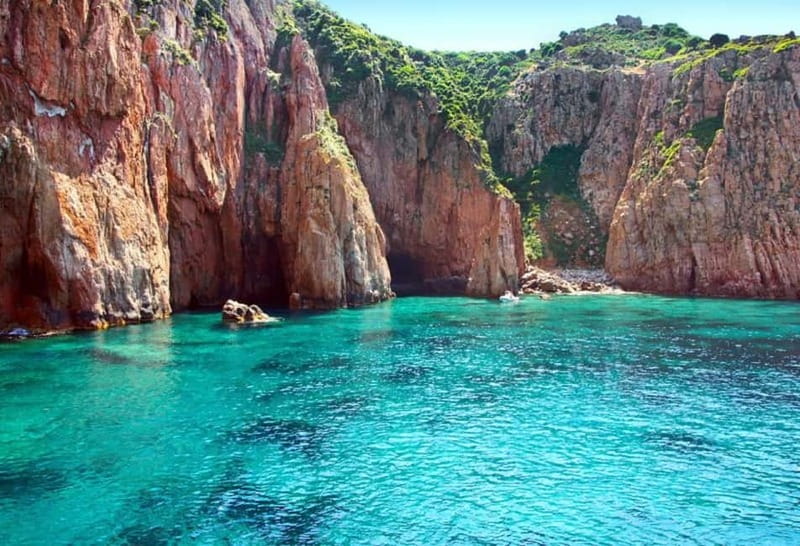 From Sagone/Cargèse: Piana, Scandola, Girolata Boat Tour - West Corsica by small boat from Sagone or Cargèse