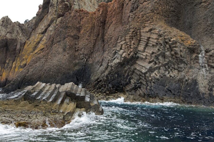 From Sagone/Cargèse: Piana, Scandola, Girolata Boat Tour - What you learn and why the guide matters so much
