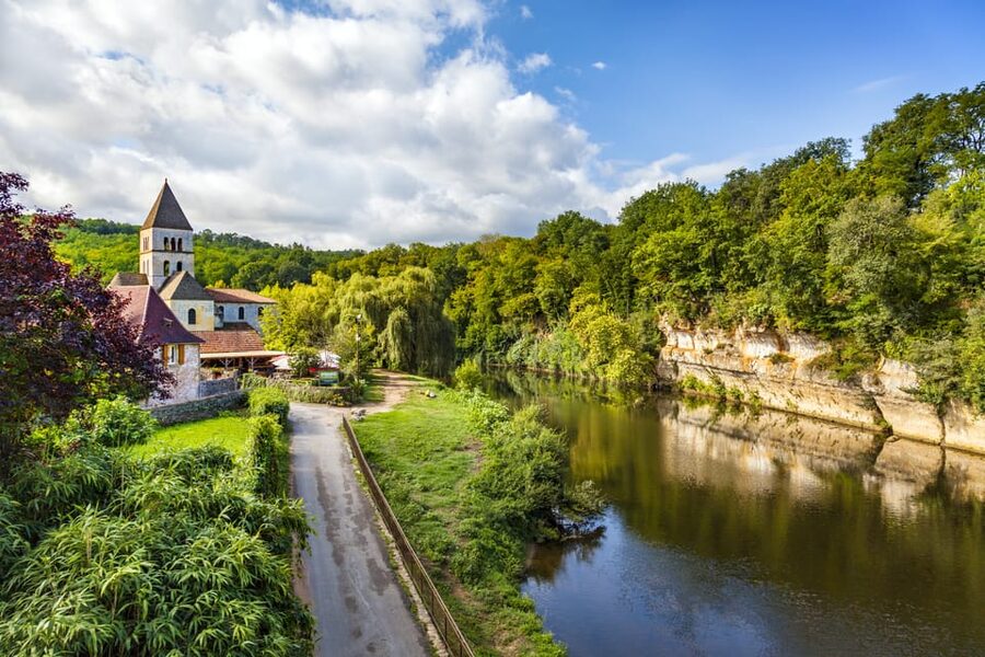 From Sarlat: Half-Day Skip-the-Line Lascaux IV Tour - Who this tour fits best, and who should look elsewhere