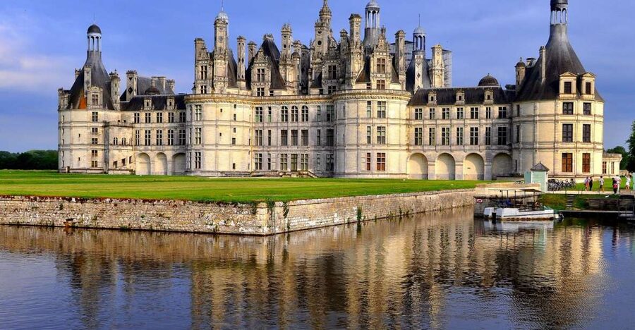 From Tours: Chenonceau and Chambord Castles Guided Tour - How the day runs from Tours (and why the pace works)