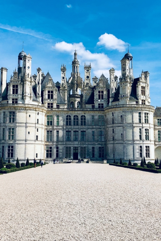 From Tours: Chenonceau and Chambord Castles Guided Tour - Entering Château de Chambord’s Renaissance world