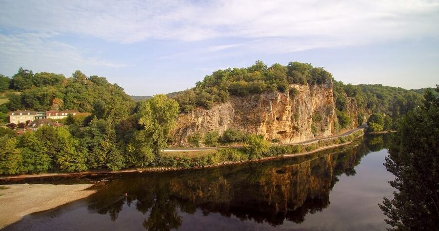 From Vitrac: Dordogne River Canoe Rental - Castelnaud-la-Chapelle: medieval village views plus time to recharge