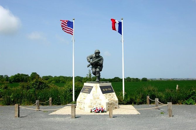 Full-Day US Battlefields of Normandy Tour from Bayeux (A3LST) - The American Cemetery at Colleville-sur-Mer: 9,387 names and views