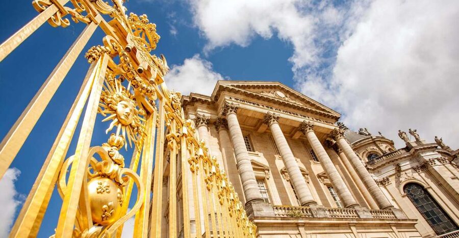 Gardens of Versailles Walking Tour & Palace Entry - Meeting at 10 avenue du General de Gaulle, and what to bring