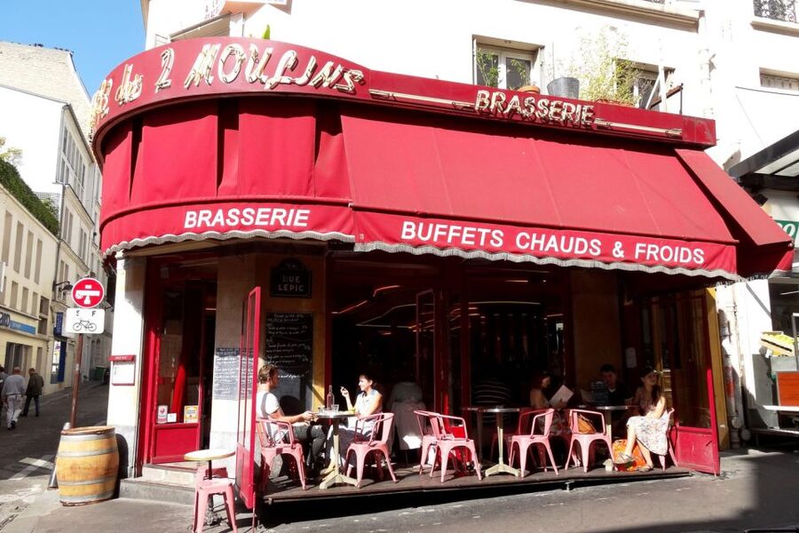 German private Walking Tour through Montmartre & Passages - Passage Jouffroy and Passage Verdeau: the 19th-century Paris you can walk through