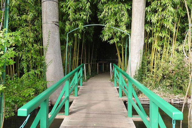 Giverny Monet House and Gardens Skip the line Walking tour - Free time in the village mindset