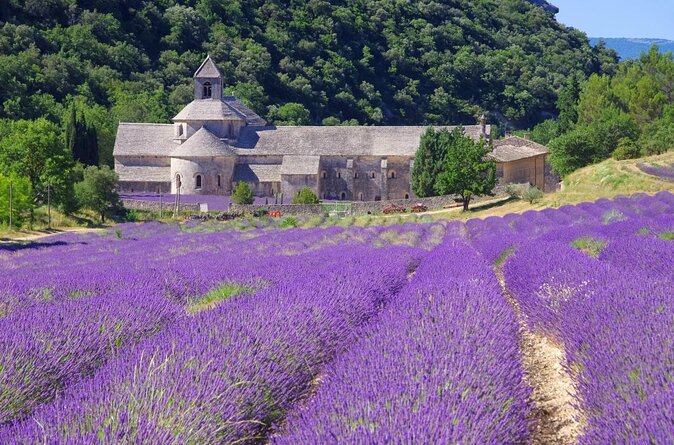 Gordes, Roussillon(+ Ochre Trail) & Fontaine de Vaucluse - Why This Gordes, Roussillon, and Fontaine de Vaucluse Loop Works