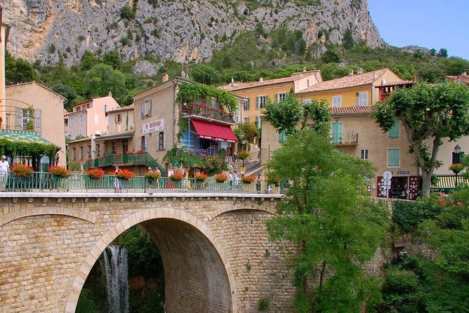Gorges du Verdon Shared Tour from Nice - Castellane: ramparts, lavender roads, and a quick taste of village life