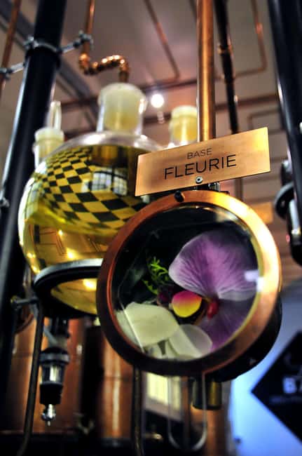 Grasse: Perfume Workshop - Grasse and Molinard: a perfume workshop with real local roots