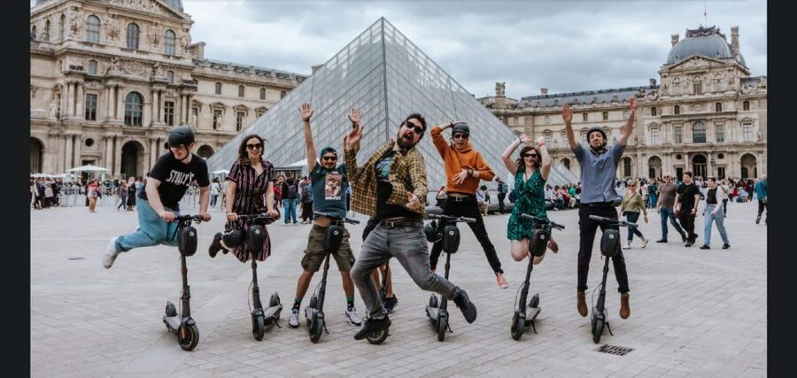 Guided Electric Scooter Tour of Paris - Traffic, Safety Rules, and What the Helmet Requirement Changes