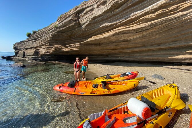 Guided sea kayak trip in Cap d’Agde - Grande Conque’s Black Sand Beach: Why That Stop Matters