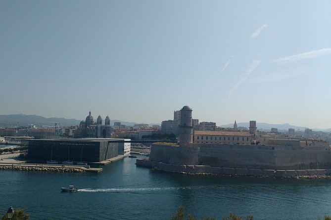Guided Tour in Marseille: Vieux Port & Old City - Fort Saint-Jean: The 360-Degree Sea and Port Finale