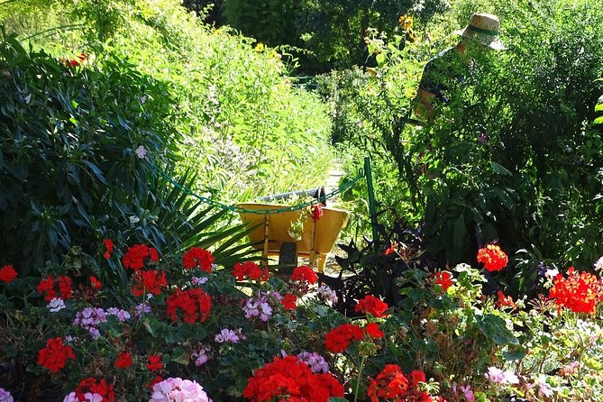 Guided tour Monet's house and gardens/small group - Price and what feels like real value