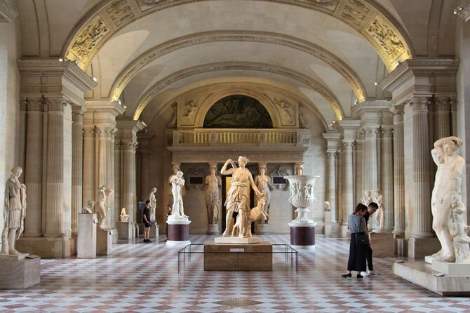 Guided tour of the Louvre Museum with tickets included - What you actually pay for: price, ticket value, and the guide