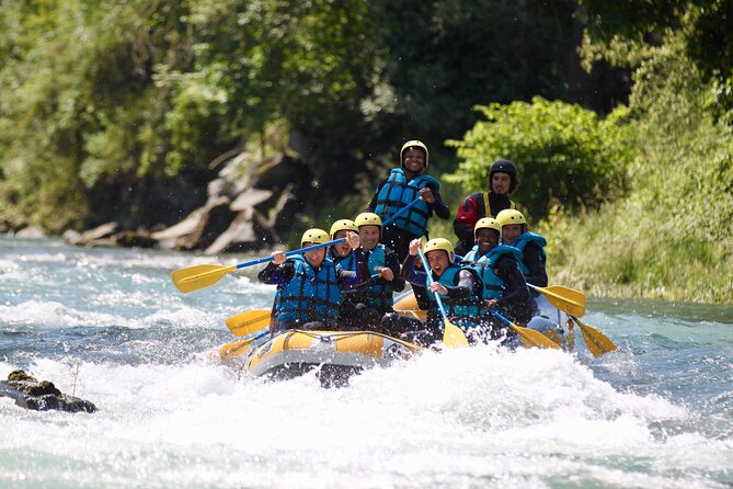 Half-day sailing on the Gave de Pau - The 3-hour stretch: rapids time, safety checks, and tea