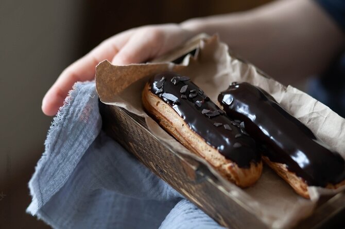 Hands-on Eclair and Choux Making with a Pastry Chef - Where the class fits in your Paris day