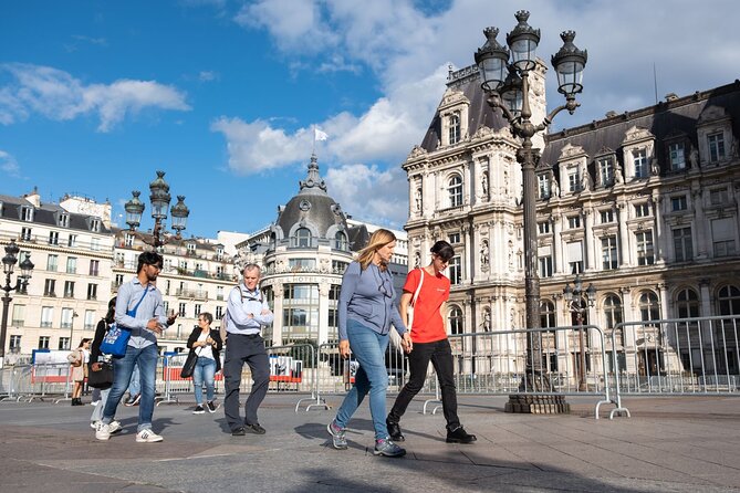 Hidden Paris: Explore Medieval Marais on a Walking Tour - Start at Centre Pompidou, then switch to older Paris