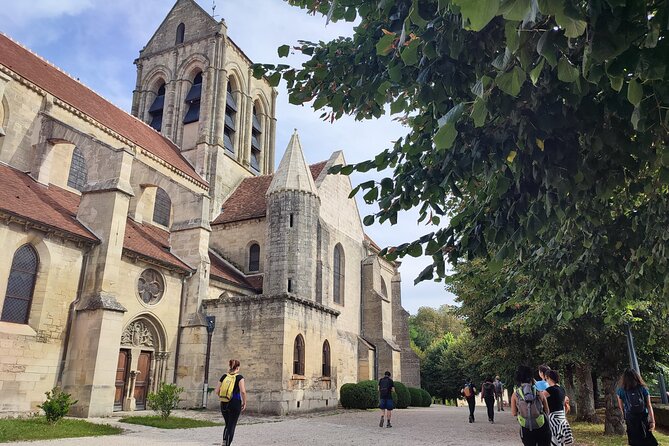 Hiking Adventure in Van Gogh's Footsteps with 6 miles walk - Van Gogh’s final days, on foot from Paris