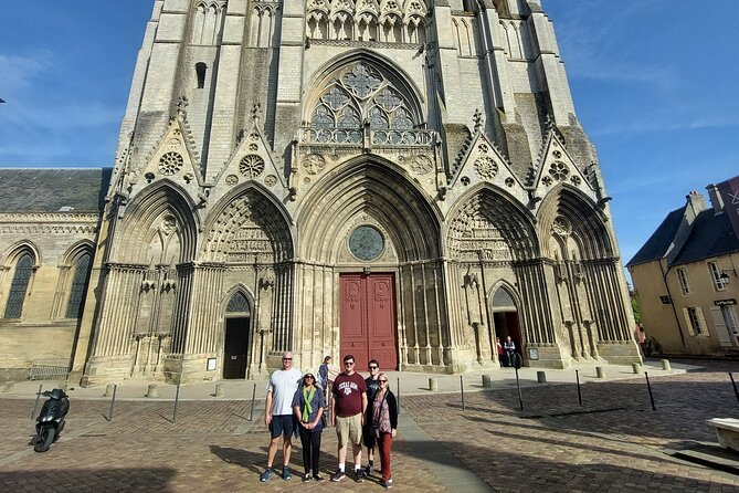 Historic Bayeux Daily Group City Tour In English 2 hrs (Apr-Sept) - Meeting at Rue Saint-Jean, then ending near the cathedral and museums