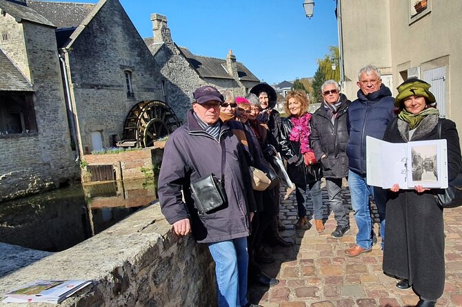 Historic Bayeux Daily Group City Tour In English 2 hrs (Apr-Sept) - The guide style that makes the walk work