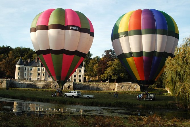 Hot-Air Balloon Ride over the Loire Valley, from Amboise or Chenonceau - What to Watch for: Pilot Choice, Valleys, and Surprising Moments