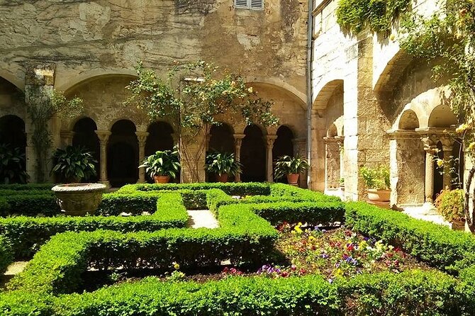 In the footsteps of Van Gogh in Provence from Avignon - Price and Value: What You Pay for at $119.73