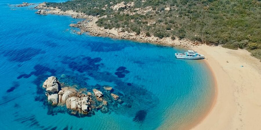 Journée bateau PLAGES, CRIQUES,CALANQUES sauvages - Corsica by boat: why this wild coastline feels different