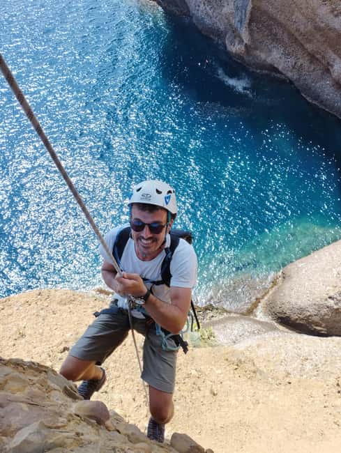 La Ciotat: 3-Hour Trou Souffleur Rock Climbing Adventure - Rappel and ledge climbing: beginner friendly, with real skills