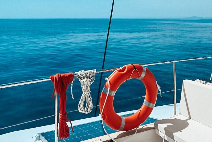 La Grande Motte: Le Grau-du-Roi Bay Catamaran Cruise - When Swimming Fits In: July and August Only