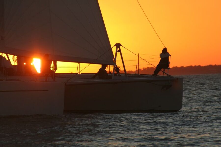 La Rochelle: 2-Hour Sunset Sailing Cruise - Sunset sailing: sails open, engine off, and a real horizon moment