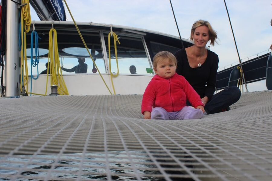 La Rochelle: 2-Hour Sunset Sailing Cruise - Return to the dock: city lights through the old harbor towers