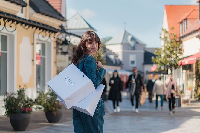 La Vallee Village Shopping Outlet by Luxury Transport from Paris - Getting to La Vallée Village Without the Metro Headache