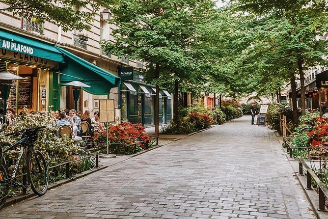Le Marais District & Jewish Quarter - Exclusive Guided Walking Tour - Place des Vosges: the square you should actually stop for