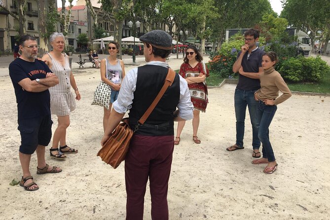 Legendary Montpellier, flexible legends and storytelling tour - Meeting Benoît: small group energy and interactive storytelling
