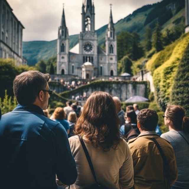 Lourdes: Sanctuary Guided Walking Tour - A 2-hour walk that makes Lourdes make sense