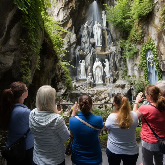 Lourdes: Sanctuary Guided Walking Tour - Rosary Basilica stop: the architecture is part of the story