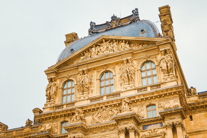 Louvre Art and Mysteries: Guided Experience for 6-people Max - Value check: $166.99 with admission included