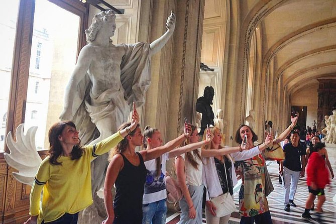Louvre: Highlights and hidden pearls in MINI groups - How the Guides Shape Your Experience