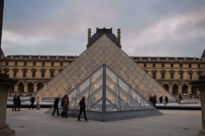 Louvre Highlights & Mona Lisa Guided Tour - Louvre Highlights & Mona Lisa: what you’re really buying