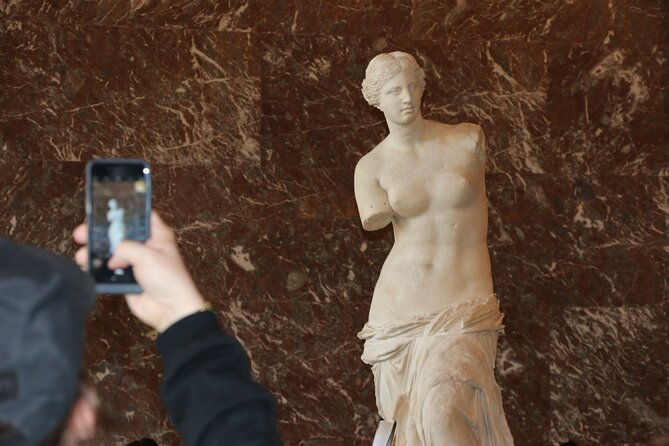 Louvre Museum Access Guided Tour with Mona Lisa - France’s Crown Jewels in Galerie d’Apollon: The Royal Surprise