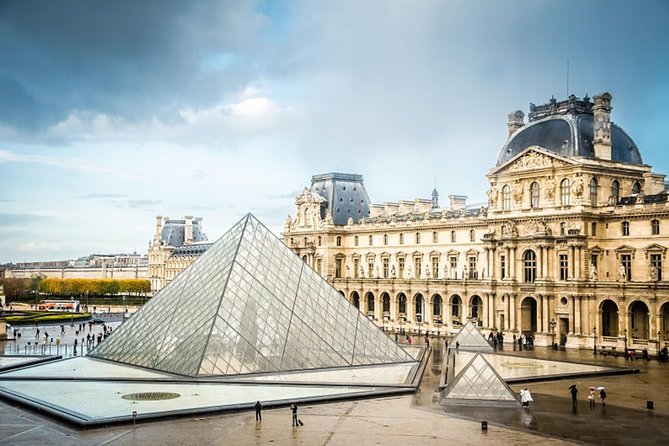 Louvre Museum and Seine River Cruise Tickets by e-mail - Skip-the-line at the Louvre, but not the museum physics