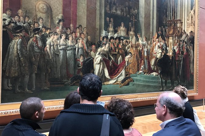Louvre Museum Masterpieces Guided Tour - Venus de Milo: how the story behind the statue changes the look